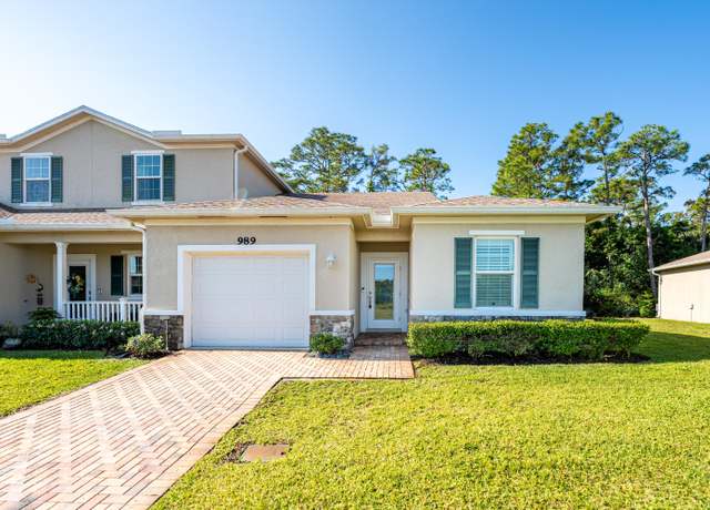 Property at 989 NE Trailside Run, Port Saint Lucie, FL 34983, 2 beds, 2 baths
