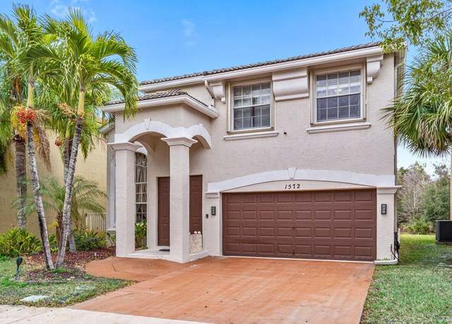 Property at 1572 Briar Oak Dr, Royal Palm Beach, FL 33411, 4 beds, 3 baths