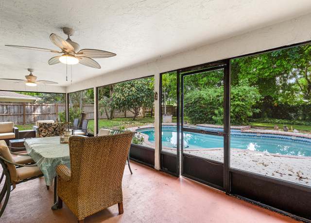 Property at 8188 Little Beth Dr E, Boynton Beach, FL 33472, 3 beds, 2 baths