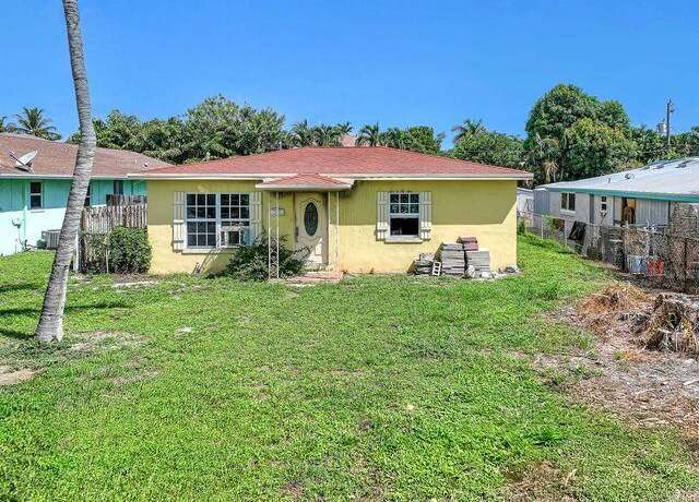Property at 245 NE 11th St, Delray Beach, FL 33444, 1 bed, 1 bath