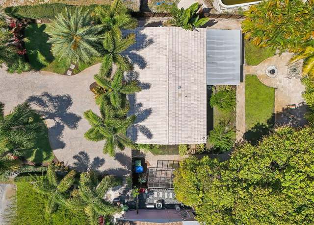 Property at 13 NE 26 Ct, Wilton Manors, FL 33334, 3 beds, 2 baths