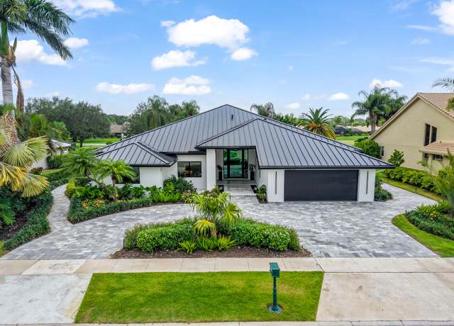Property at 10290 Silver Lake Dr, Boca Raton, FL 33428, 4 beds, 5.5 baths
