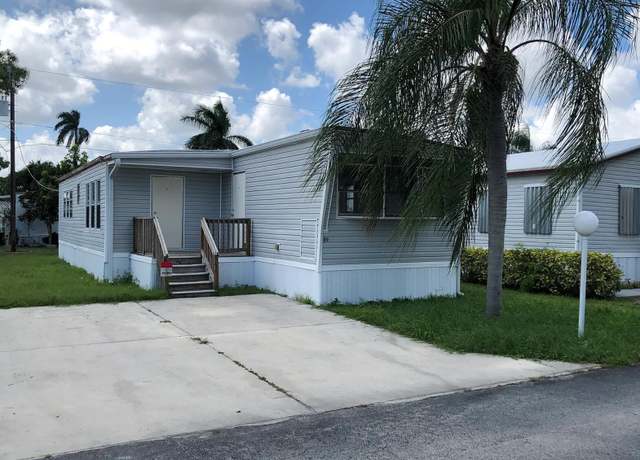 Property at 89 Bridgette Blvd, Lake Worth, FL 33463, 2 beds, 2 baths