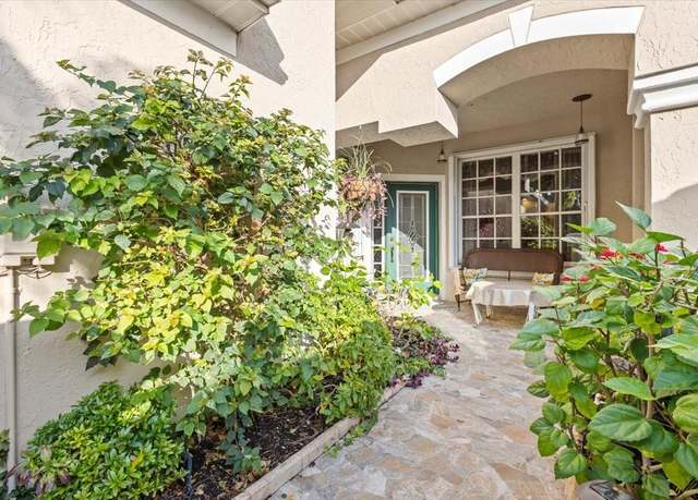 Property at 1659 SW Harbour Isles Cir #20, Port Saint Lucie, FL 34986, 3 beds, 2.5 baths