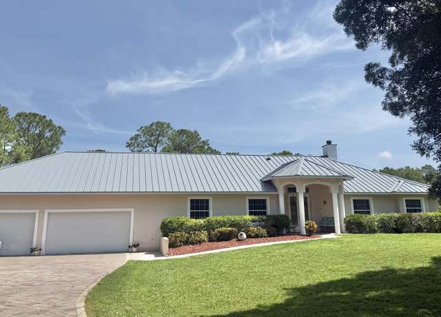 Property at 2891 SE Tailwinds Rd, Jupiter, FL 33478, 3 beds, 2.5 baths