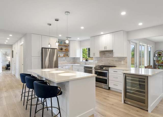 Property at 1806 Barbados Rd, Lake Clarke Shores, FL 33406, 3 beds, 2 baths