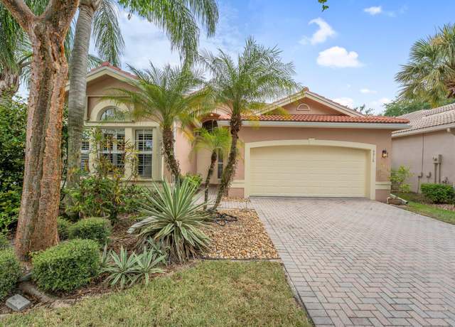 Property at 9916 E Tallyrand Dr, Lake Worth, FL 33467, 3 beds, 2 baths