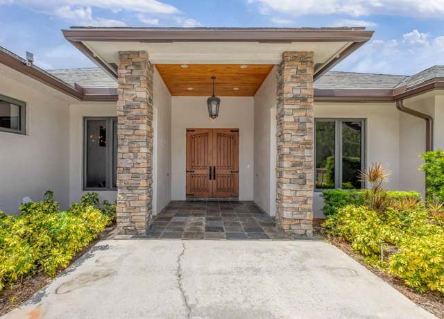 Property at 11085 86th St N, Palm Beach Gardens, FL 33412, 4 beds, 4.5 baths