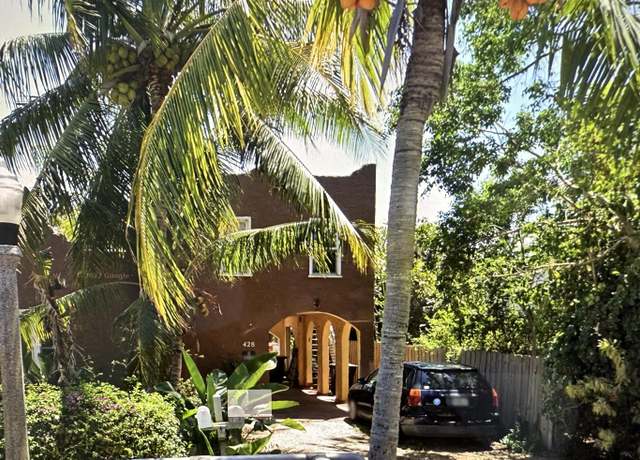 Property at 428 El Prado, West Palm Beach, FL 33405, 4 beds, 3.5 baths