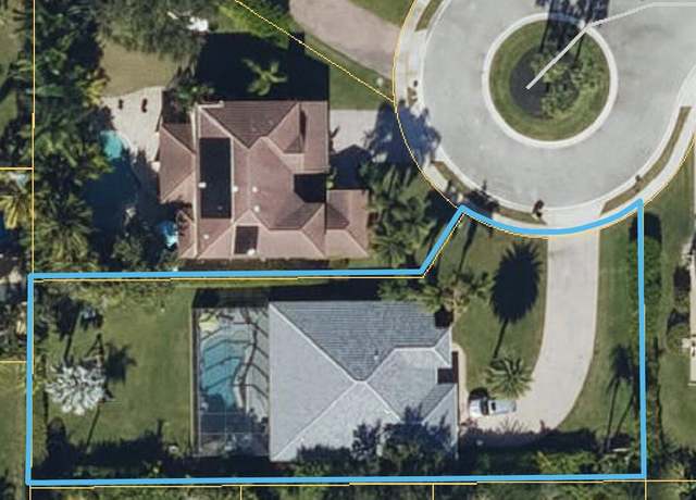 Property at 1447 Newhaven Point Ln, West Palm Beach, FL 33411, 4 beds, 2 baths