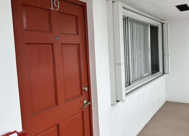 Property at 2020 Lake Osborne Dr #19, Lake Worth Beach, FL 33461, 1 bed, 1 bath