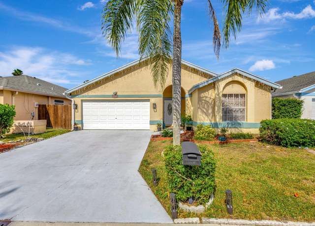 Property at 1275 Waterway Cove Dr, Wellington, FL 33414, 3 beds, 2 baths