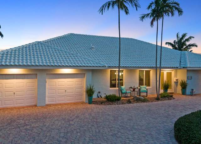 Property at 2320 SE 8th Ct, Pompano Beach, FL 33062, 4 beds, 3.5 baths