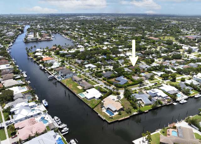 Property at 709 Pelican Way, North Palm Beach, FL 33408, 4 beds, 2.5 baths