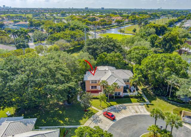 Property at 3141 Kingston Ct, West Palm Beach, FL 33409, 2 beds, 2.5 baths