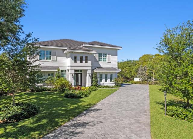 Property at 10420 SE Ridgeview Cir, Jupiter, FL 33469, 5 beds, 4.5 baths
