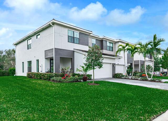 Property at 8644 Corvus Dr, Lake Worth, FL 33467, 4 beds, 2.5 baths