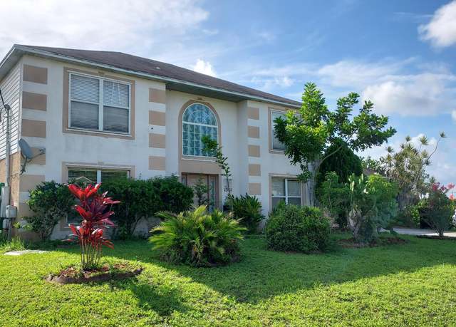 Property at 1381 SW Dorchester St, Port Saint Lucie, FL 34983, 4 beds, 2.5 baths
