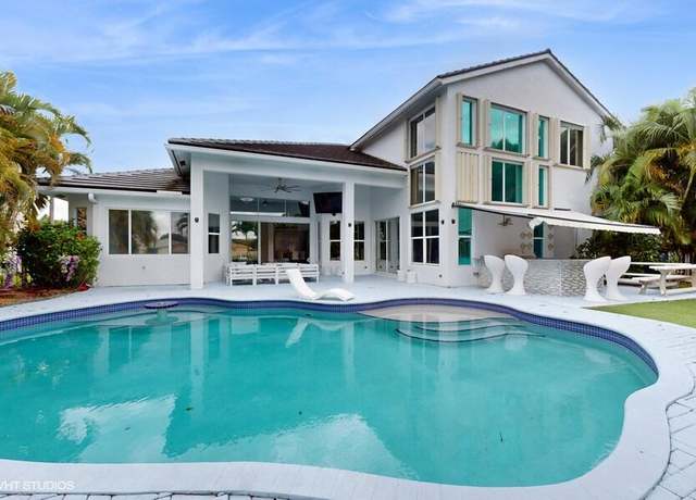 Property at 11910 Osprey Cir, Wellington, FL 33449, 5 beds, 4 baths