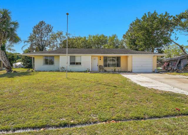 Property at 277 SW Kimball Cir, Port Saint Lucie, FL 34953, 3 beds, 2 baths