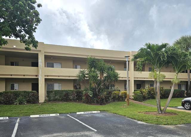 Property at 3212 Strawflower Way #117, Lake Worth, FL 33467, 2 beds, 2 baths