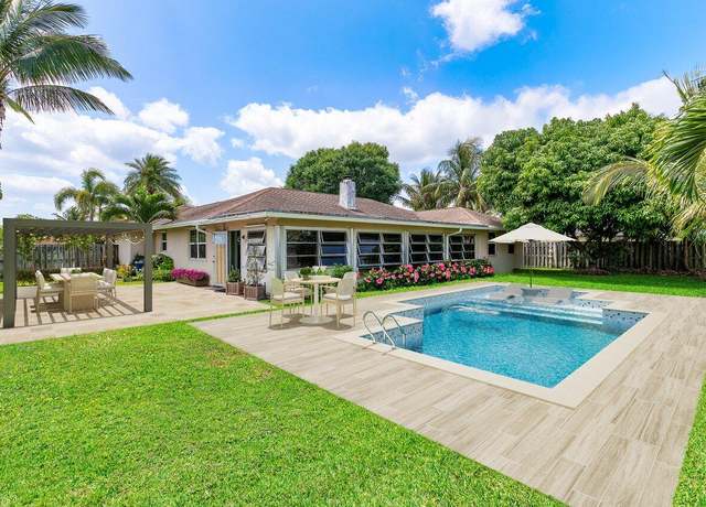 Property at 124 Rivera Ave, Royal Palm Beach, FL 33411, 3 beds, 2 baths