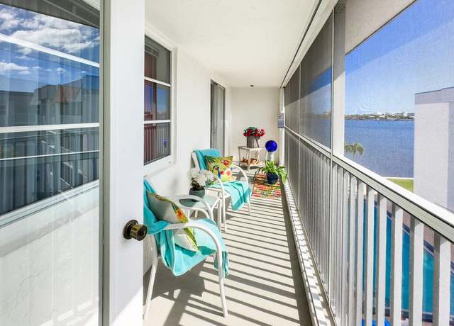 Property at 1502 S Lakeside Dr #410, Lake Worth Beach, FL 33460, 2 beds, 2 baths