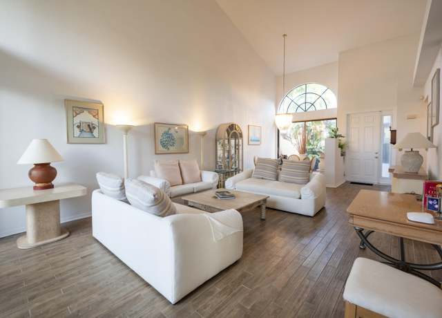 Property at 5315 Monterey Cir Unit B, Delray Beach, FL 33484, 3 beds, 2.5 baths