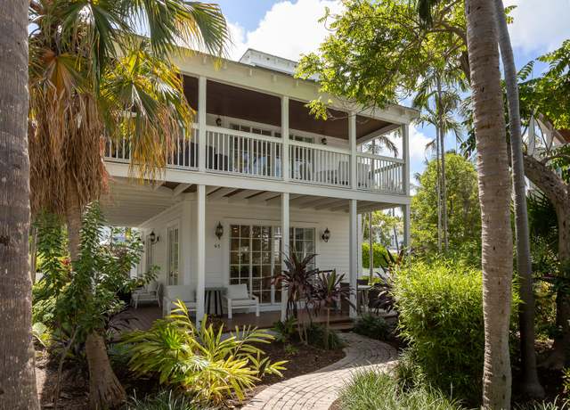 Property at 63 Sunset Key Dr, Key West, FL 33040, 2 beds, 2.5 baths