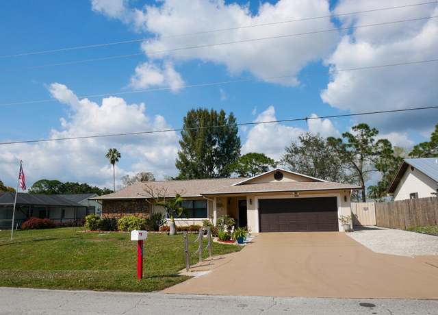 Property at 505 SE Fallon Dr, Port Saint Lucie, FL 34983, 3 beds, 2 baths