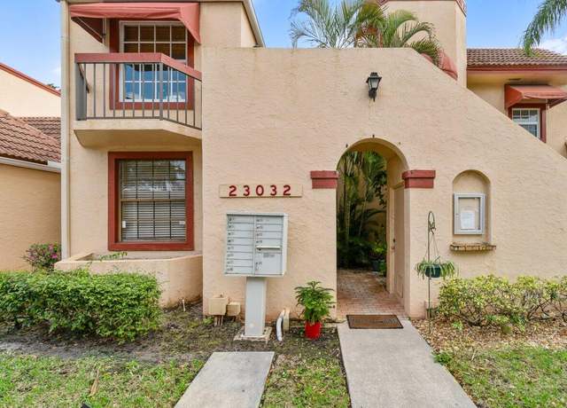 Property at 23032 Island Vw Unit D, Boca Raton, FL 33433, 3 beds, 2 baths