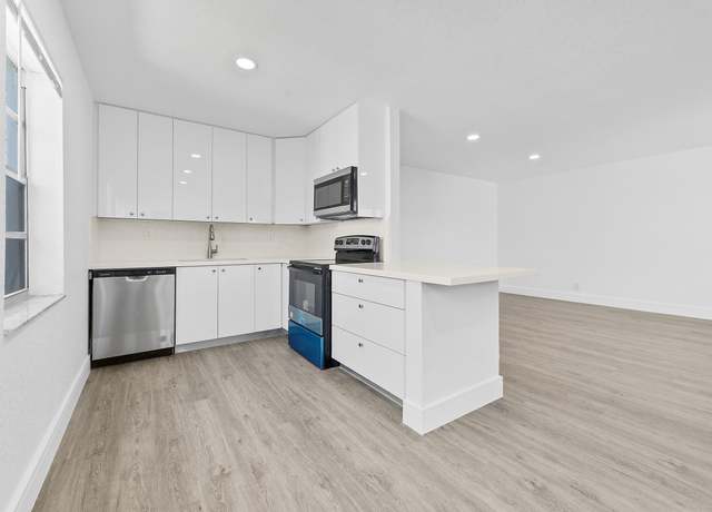 Property at 124 Normandy C, Delray Beach, FL 33484, 2 beds, 2 baths