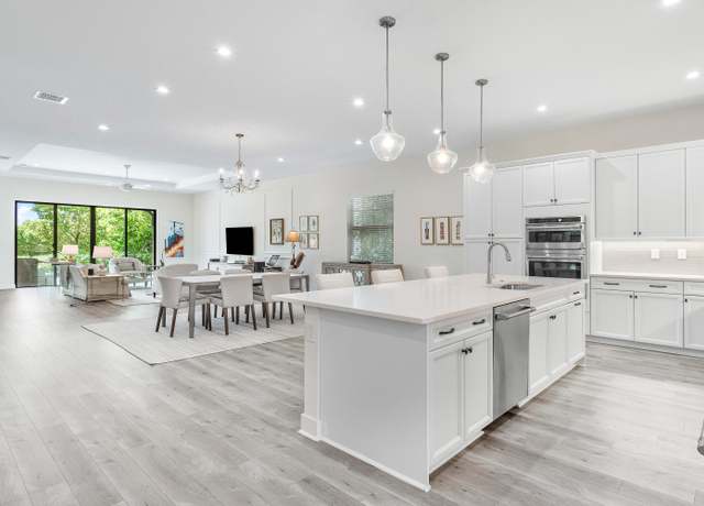 Property at 2850 Gin Berry Way, West Palm Beach, FL 33401, 3 beds, 2.5 baths