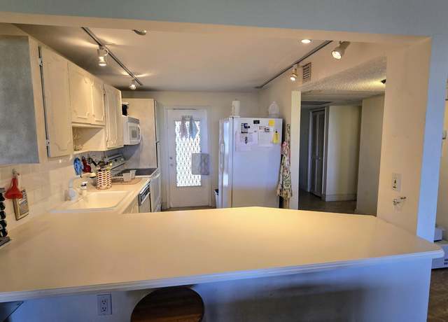 Property at 3100 N Course Ln #410, Pompano Beach, FL 33069, 3 beds, 2 baths