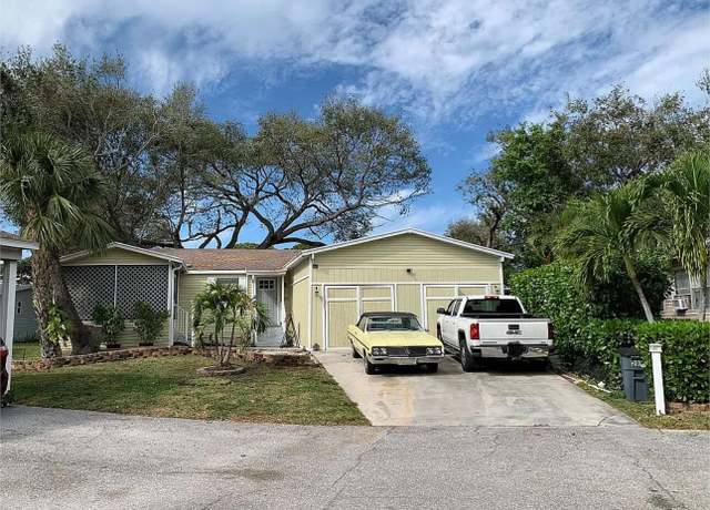 Property at 2555 Pga Blvd #205, Palm Beach Gardens, FL 33410, 3 beds, 2 baths