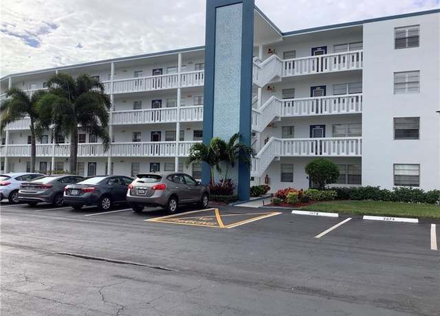 Property at 2078 Exeter E, Boca Raton, FL 33434, 2 beds, 1.5 baths