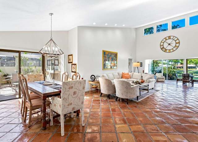 Property at 19 Glens Dr W, Boynton Beach, FL 33436, 3 beds, 2 baths