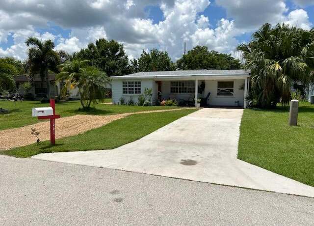Property at 1441 5th Ct, Vero Beach, FL 32960, 2 beds, 1.5 baths