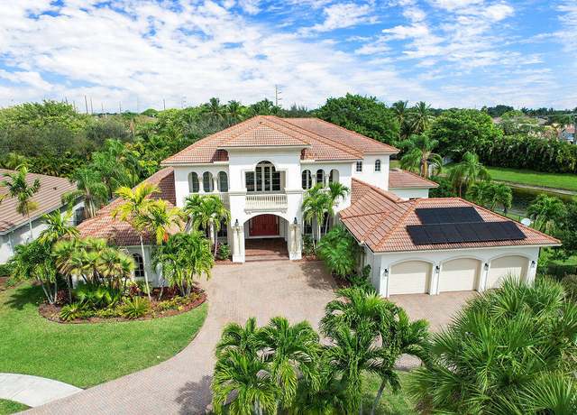 Property at 9525 Captiva Cir, Boynton Beach, FL 33437, 6 beds, 7.5 baths