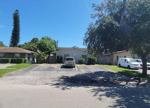 Property at 334 SW Avondale Dr Unit 1-3, Pompano Beach, FL 33060, 4 beds, 2 baths