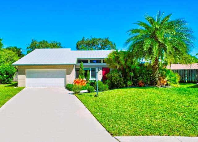 Property at 21521 Hollandaire Dr, Boca Raton, FL 33433, 3 beds, 2 baths