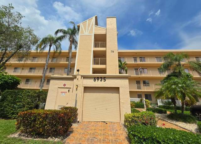 Property at 6935 Huntington Ln #108, Delray Beach, FL 33446, 2 beds, 2 baths