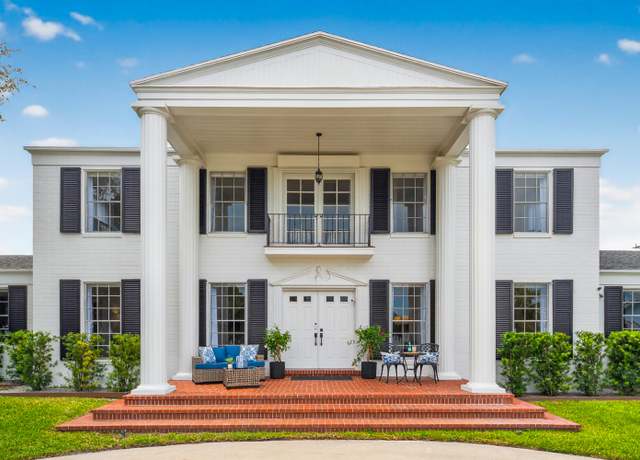 Property at 3333 S Indian River Dr, Fort Pierce, FL 34982, 6 beds, 5.5 baths