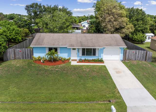 Property at 2222 SE Maize St, Port Saint Lucie, FL 34952, 2 beds, 1 bath