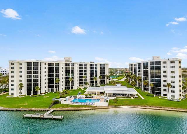Property at 19800 Sandpointe Bay Dr #208, Jupiter, FL 33469, 2 beds, 2.5 baths