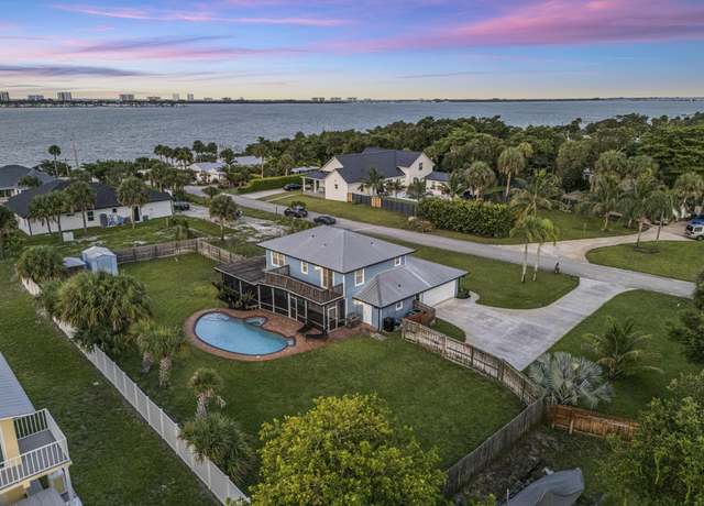Property at 12742 Refuge Ln, Jensen Beach, FL 34957, 4 beds, 3 baths
