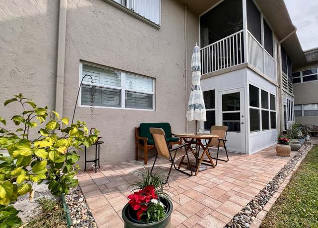 Property at 102 Oxford 200, West Palm Beach, FL 33417, 2 beds, 2 baths