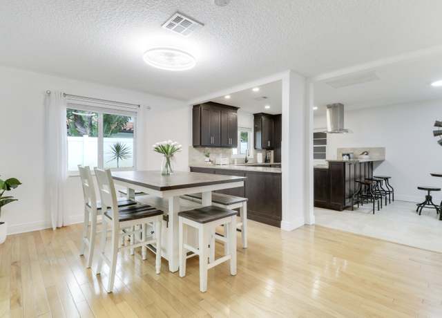Property at 19339 W Indies Ln, Tequesta, FL 33469, 3 beds, 2 baths