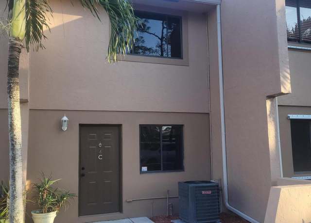 Property at 139 Sparrow Dr Unit 4c, Royal Palm Beach, FL 33411, 2 beds, 1.5 baths