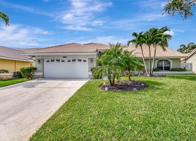 Property at 6019 Wedgewood Village Cir, Lake Worth, FL 33463, 3 beds, 2 baths